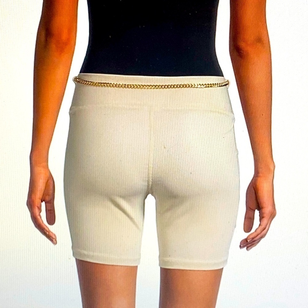 SALE WEWOREWHAT Chain Bike Short Sz M NWT - Picture 2 of 4